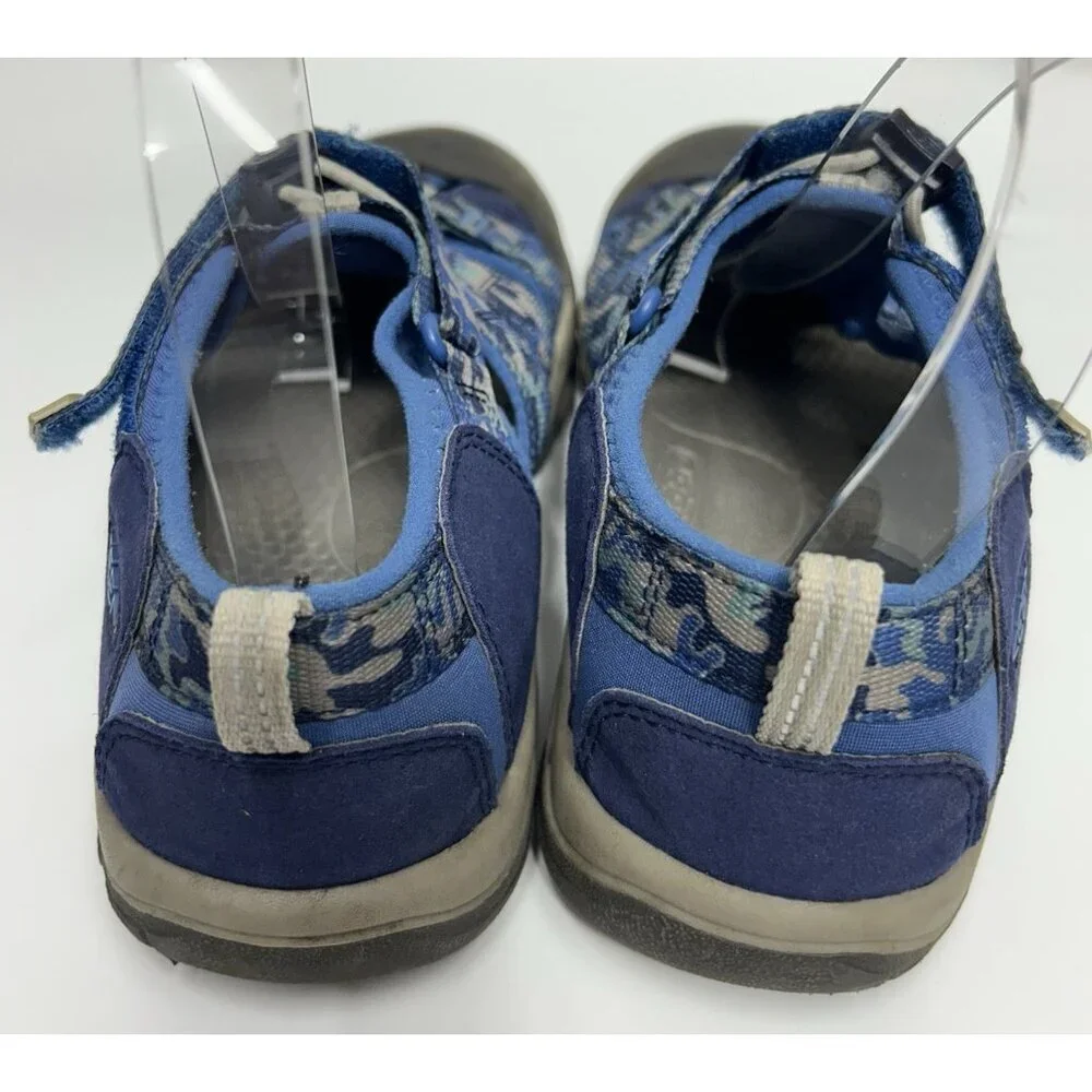KEEN Newport H2 Hiking Sandal Blue Camo Kids Size 5 Youth Boys Play Outdoor
